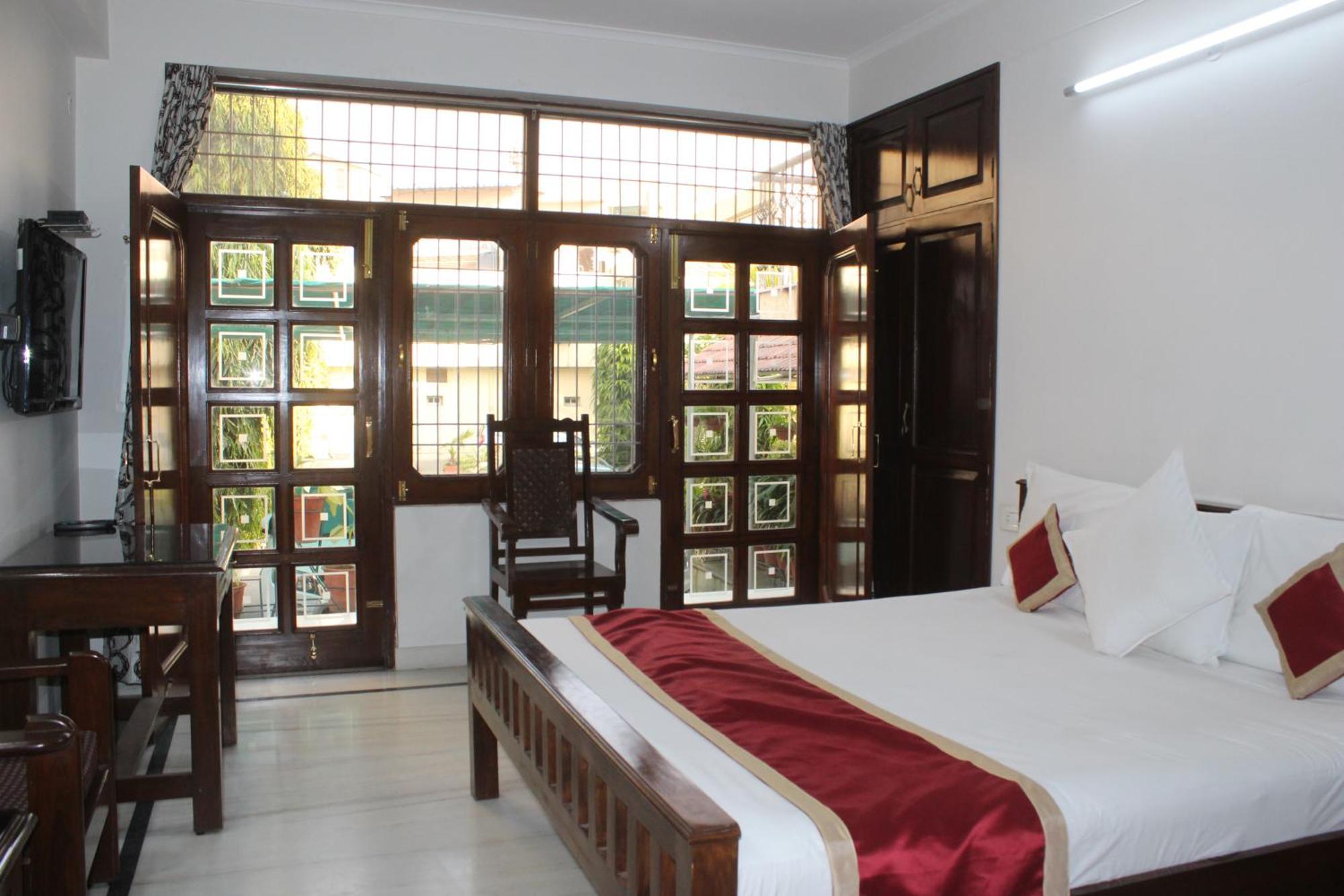 Hotel Sukhvilas Jaipur Eksteriør billede