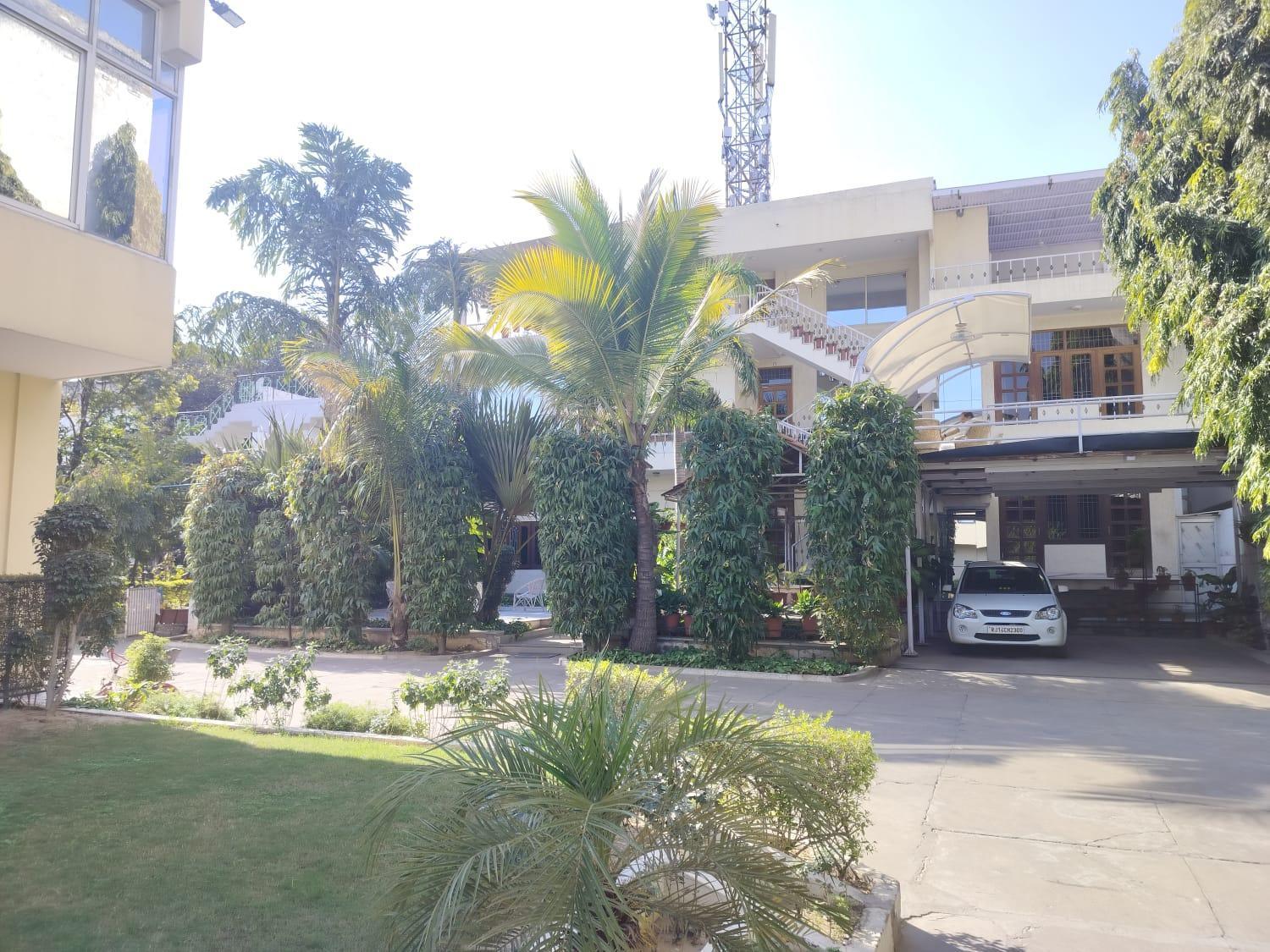 Hotel Sukhvilas Jaipur Eksteriør billede