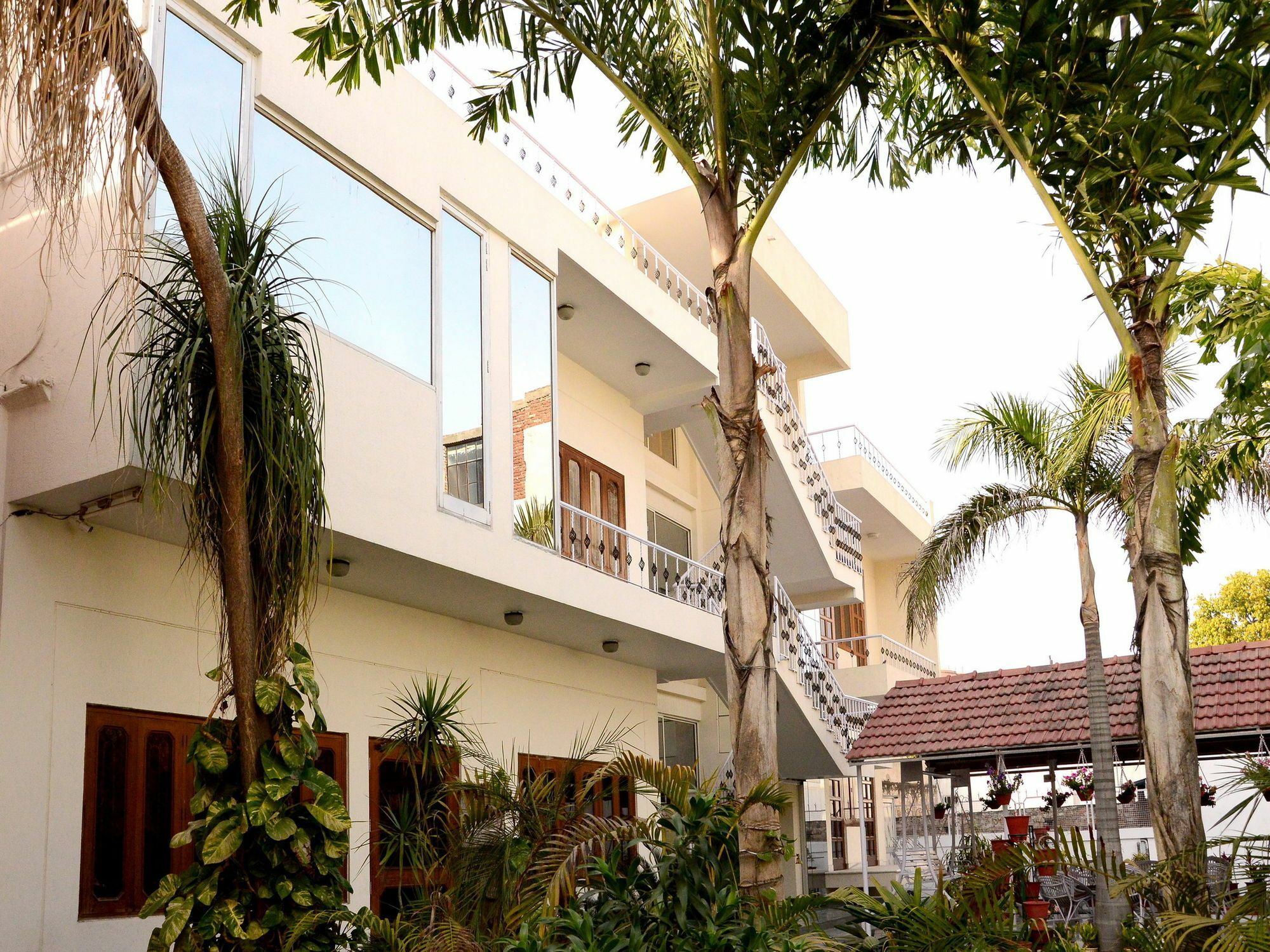 Hotel Sukhvilas Jaipur Eksteriør billede