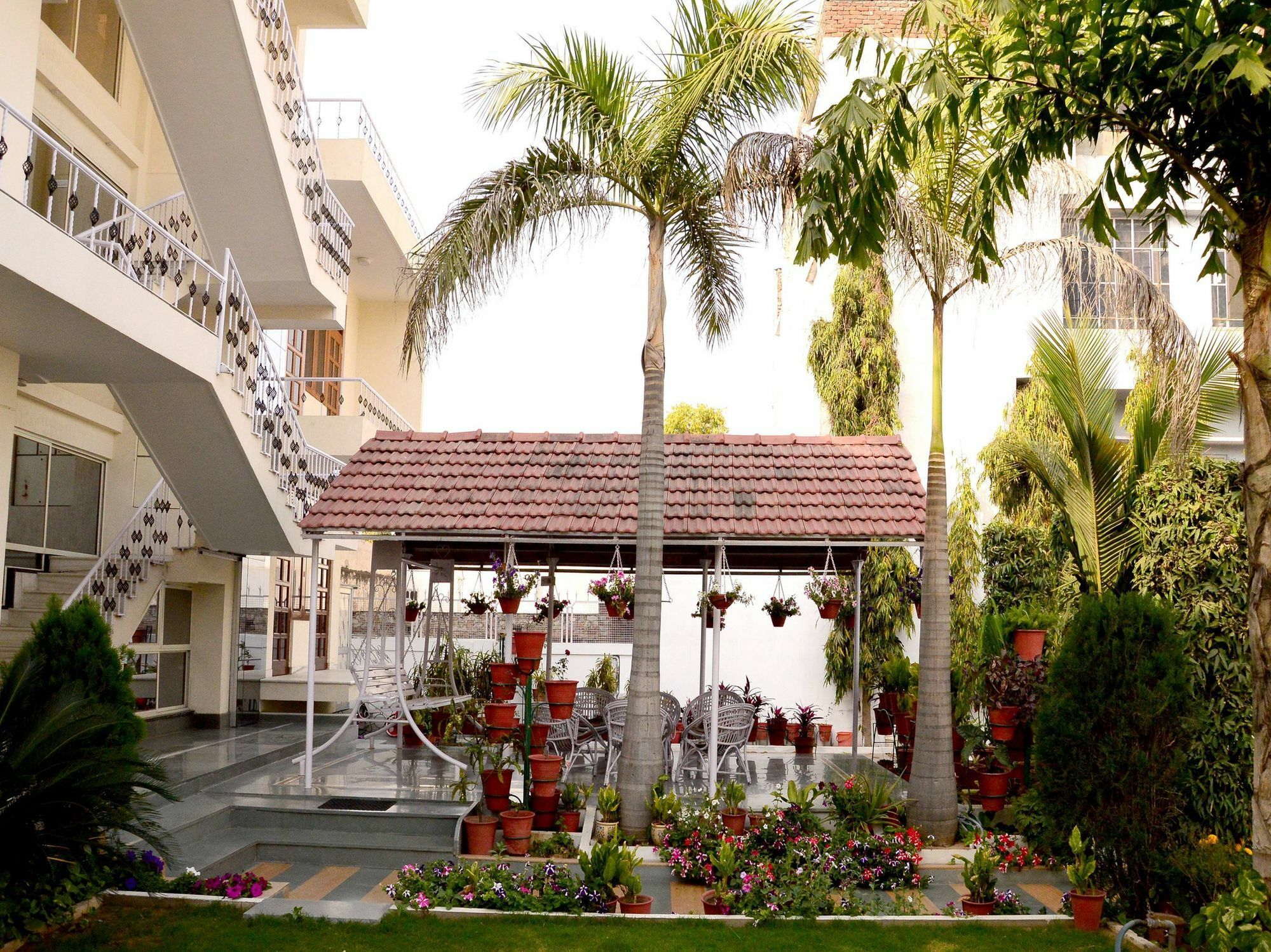 Hotel Sukhvilas Jaipur Eksteriør billede